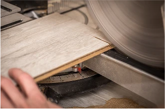 Saw for Plank Cuts